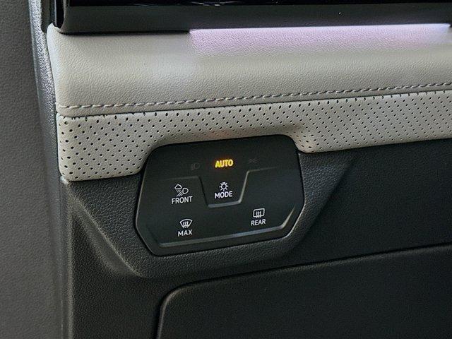 new 2026 Volkswagen Atlas car, priced at $46,764