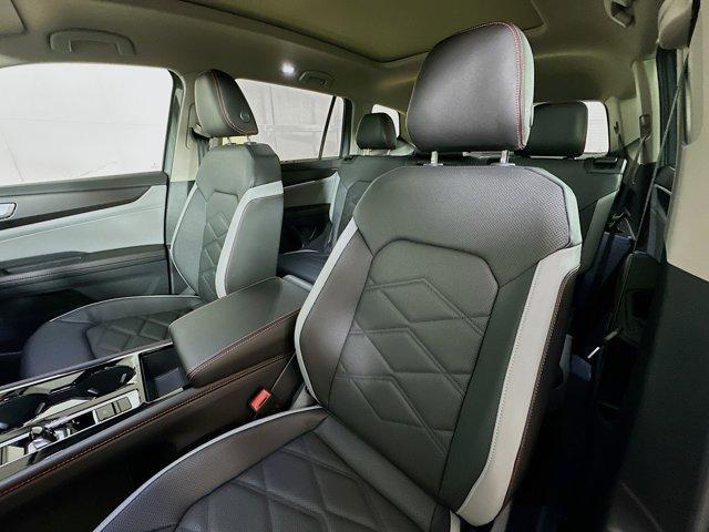 new 2026 Volkswagen Atlas car, priced at $46,764