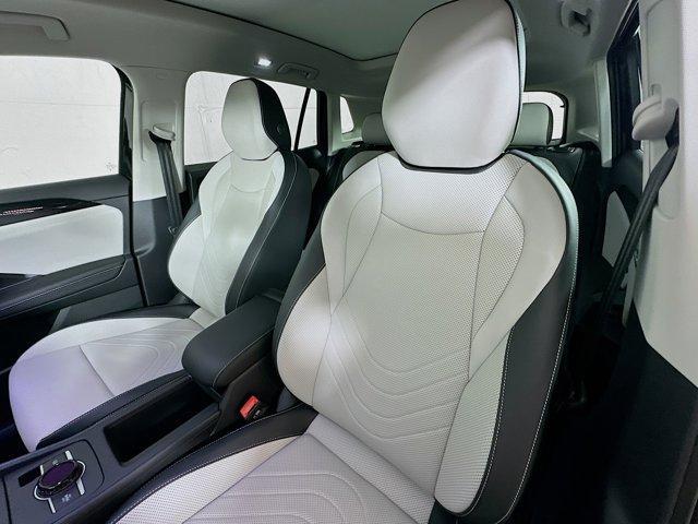 new 2025 Volkswagen Tiguan car, priced at $35,270