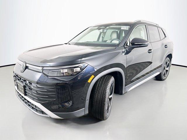 new 2025 Volkswagen Tiguan car, priced at $35,270