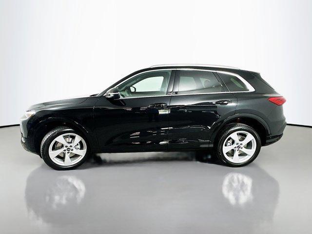 new 2025 Audi Q5 car, priced at $60,711