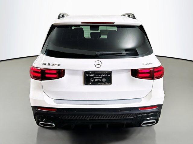 new 2025 Mercedes-Benz GLB 250 car, priced at $54,370