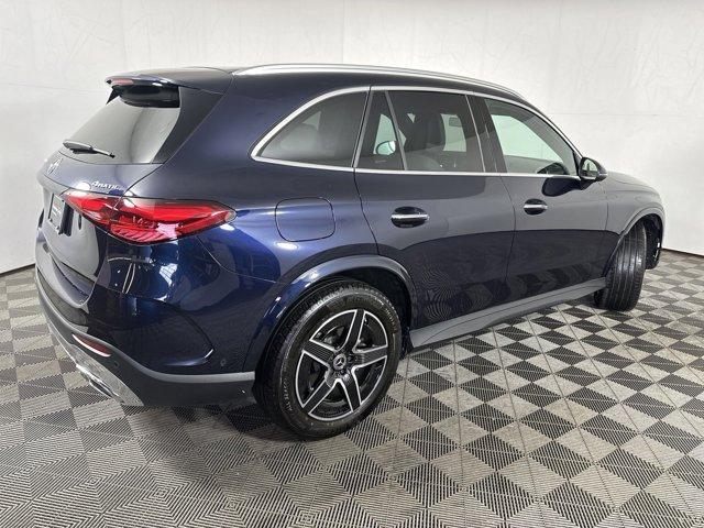 new 2024 Mercedes-Benz GLC 300 car, priced at $57,370