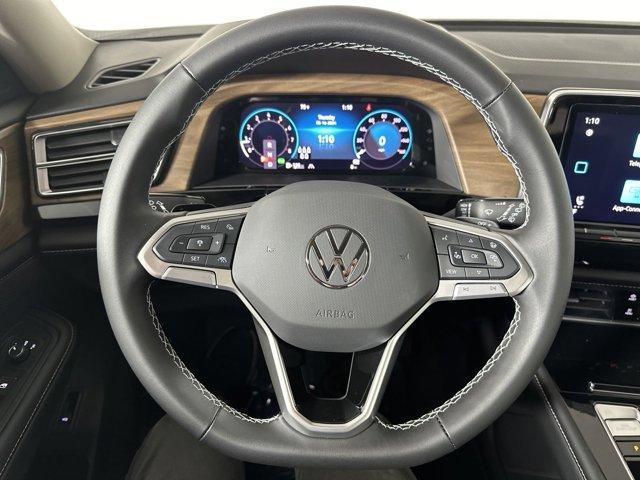 new 2024 Volkswagen Atlas car, priced at $44,200