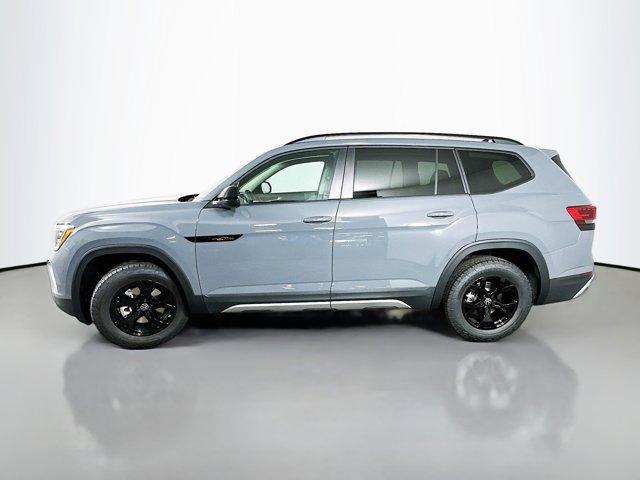 new 2025 Volkswagen Atlas car, priced at $49,127