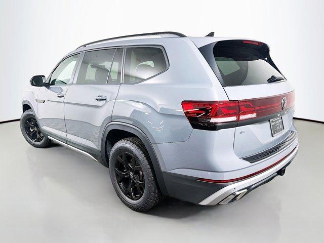 new 2025 Volkswagen Atlas car, priced at $49,127