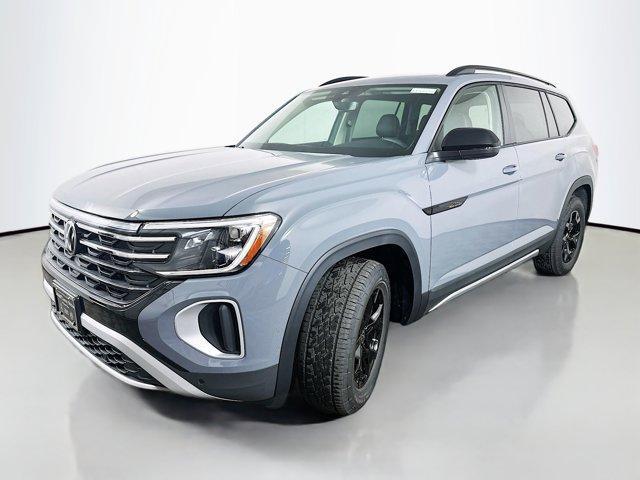 new 2025 Volkswagen Atlas car, priced at $49,127