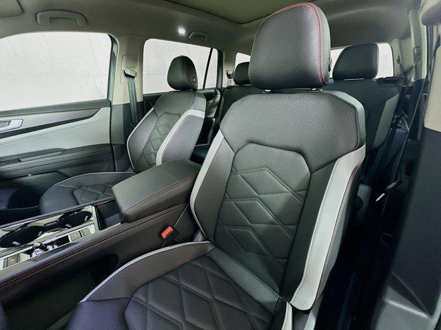 new 2025 Volkswagen Atlas car, priced at $49,127