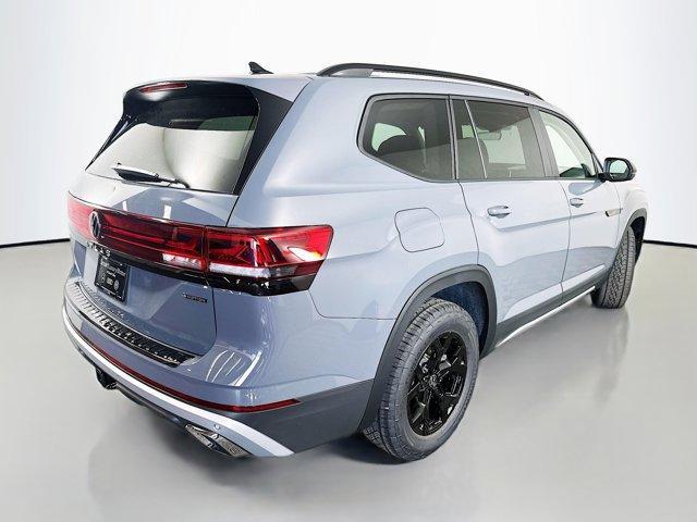 new 2025 Volkswagen Atlas car, priced at $49,127