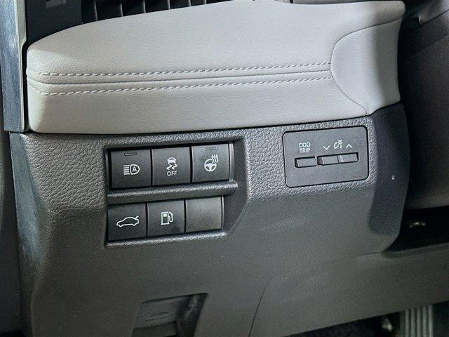 used 2019 Toyota Avalon Hybrid car, priced at $23,491