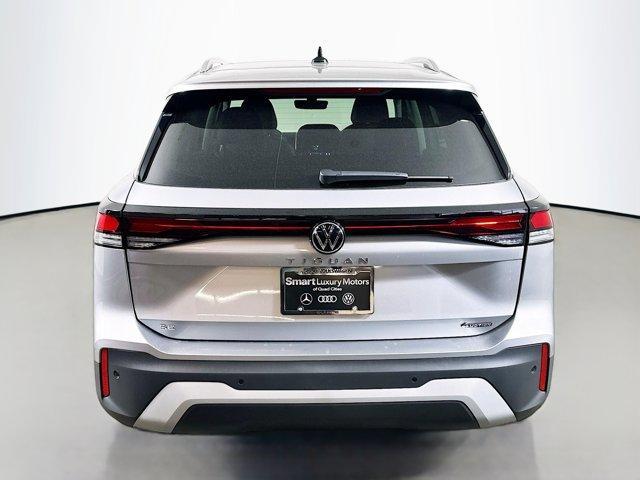 new 2025 Volkswagen Tiguan car, priced at $35,270
