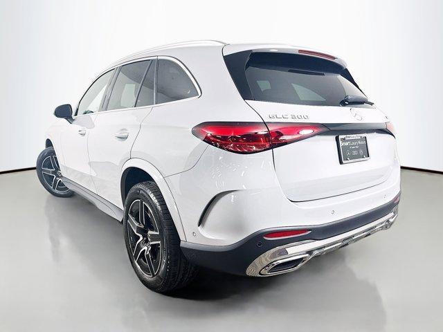 new 2025 Mercedes-Benz GLC 300 car, priced at $59,800