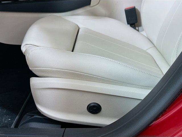 new 2025 Mercedes-Benz CLA 250 car, priced at $53,390