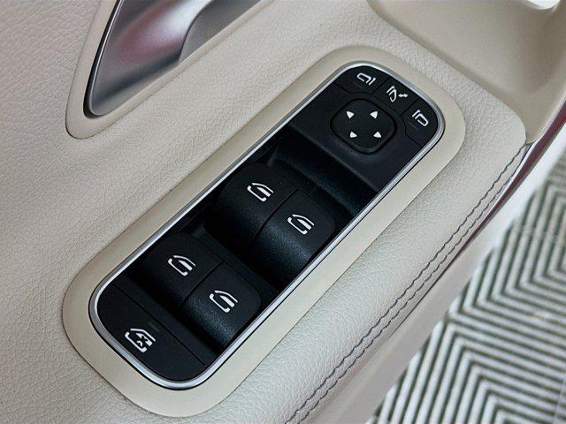 new 2025 Mercedes-Benz CLA 250 car, priced at $53,390