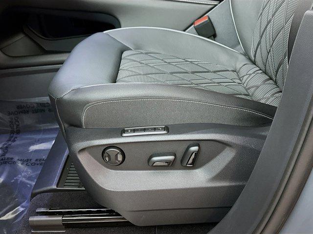 new 2026 Volkswagen Atlas car, priced at $55,922