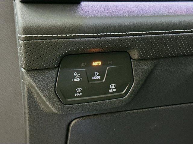 new 2026 Volkswagen Atlas car, priced at $55,922