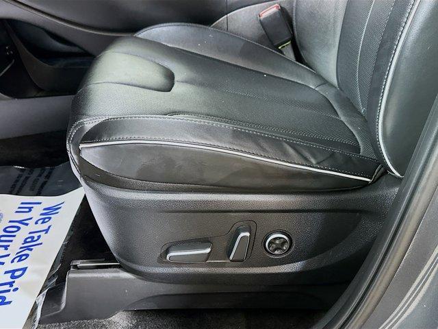 used 2023 Hyundai Palisade car, priced at $35,100