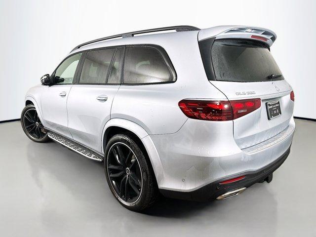 new 2026 Mercedes-Benz GLS 580 car