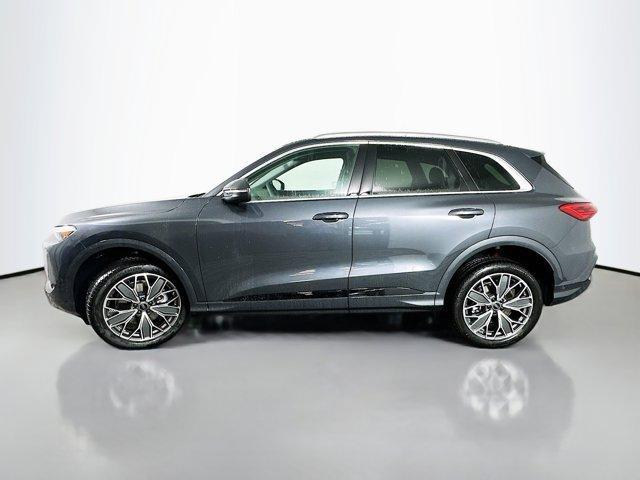 new 2025 Audi Q5 car, priced at $61,300
