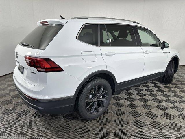 new 2024 Volkswagen Tiguan car, priced at $34,573