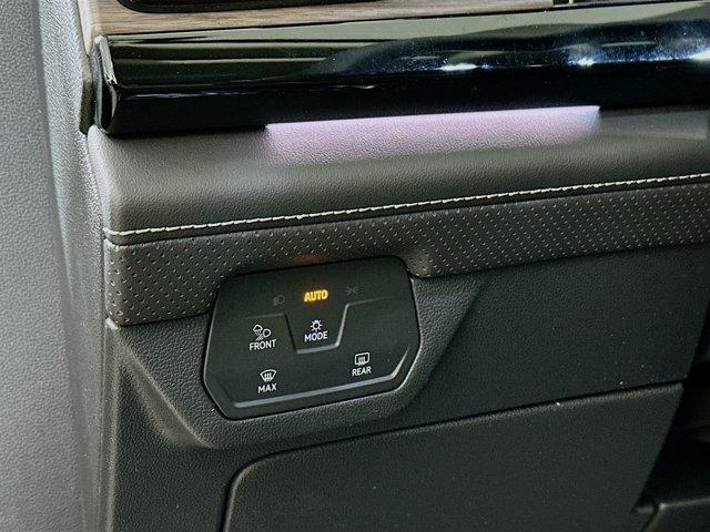 new 2026 Volkswagen Atlas car, priced at $54,779