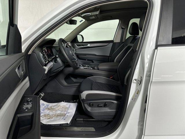 new 2024 Volkswagen Atlas car, priced at $47,650