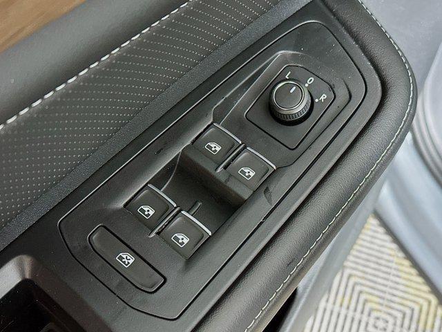 new 2026 Volkswagen Atlas car, priced at $48,057