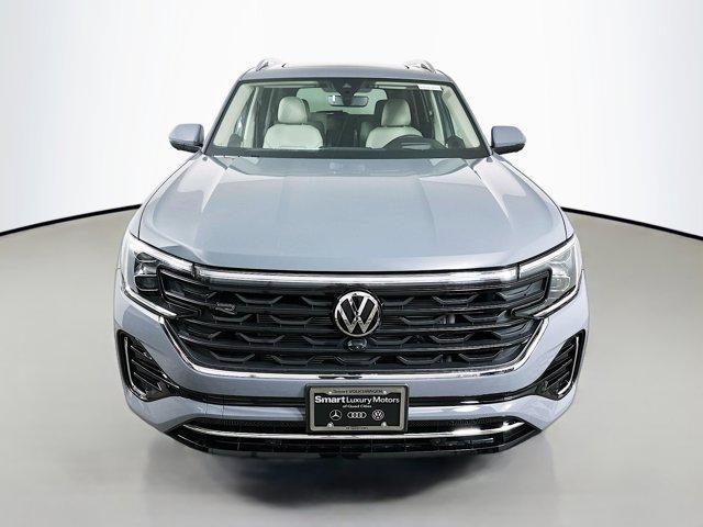 new 2025 Volkswagen Atlas car, priced at $55,011