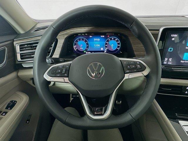 new 2025 Volkswagen Atlas car, priced at $55,011