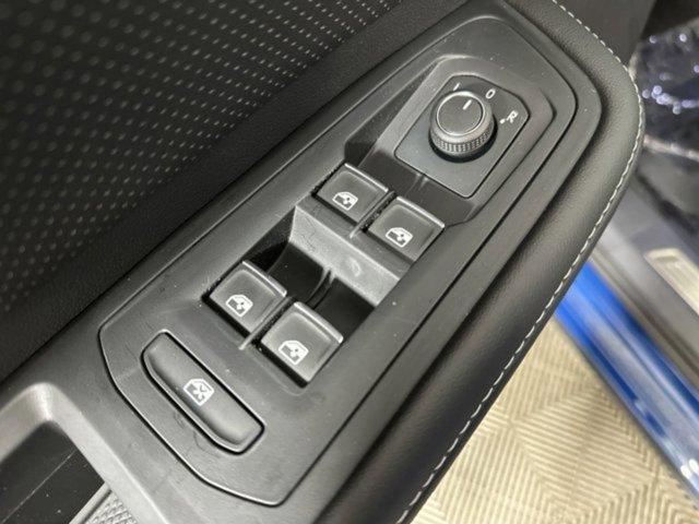 used 2025 Volkswagen Atlas Cross Sport car, priced at $39,991