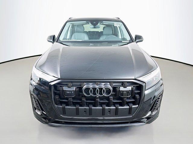 new 2025 Audi Q7 car, priced at $75,395