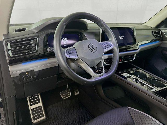 new 2025 Volkswagen Atlas car, priced at $40,554