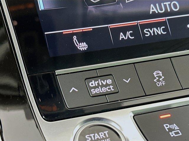 used 2023 Audi Q7 car, priced at $35,700