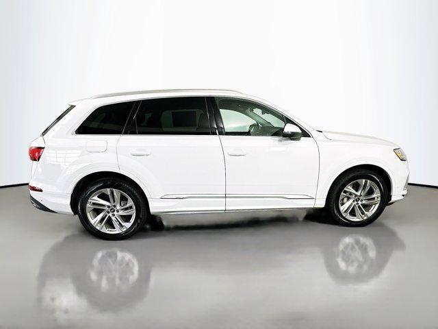 used 2023 Audi Q7 car, priced at $35,700