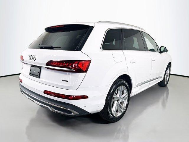 used 2023 Audi Q7 car, priced at $35,700