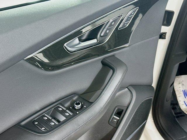 used 2023 Audi Q7 car, priced at $35,700