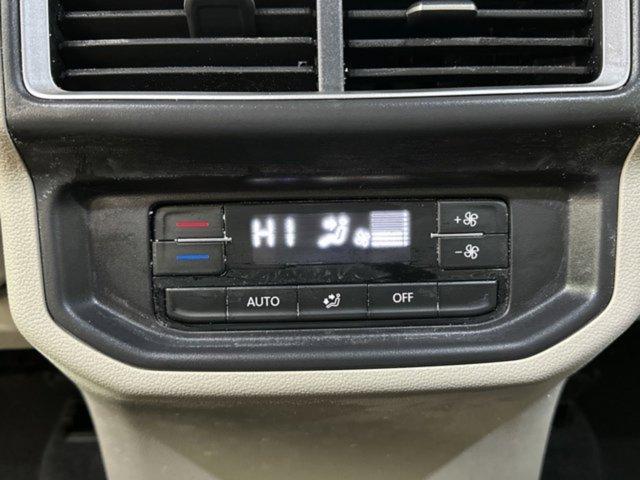 new 2025 Volkswagen Atlas car, priced at $39,863