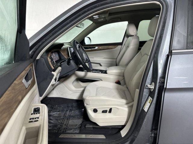 new 2025 Volkswagen Atlas car, priced at $39,863