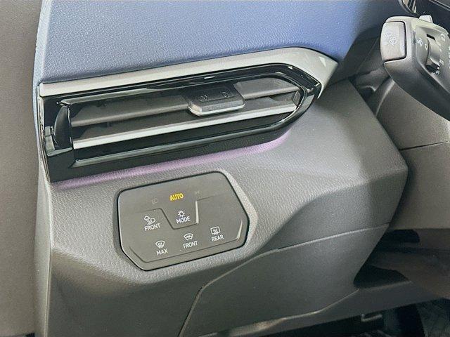 new 2025 Volkswagen ID.4 car