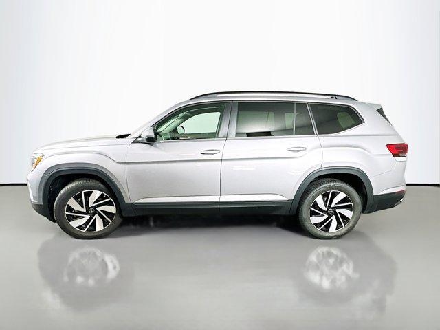 new 2025 Volkswagen Atlas car, priced at $43,570