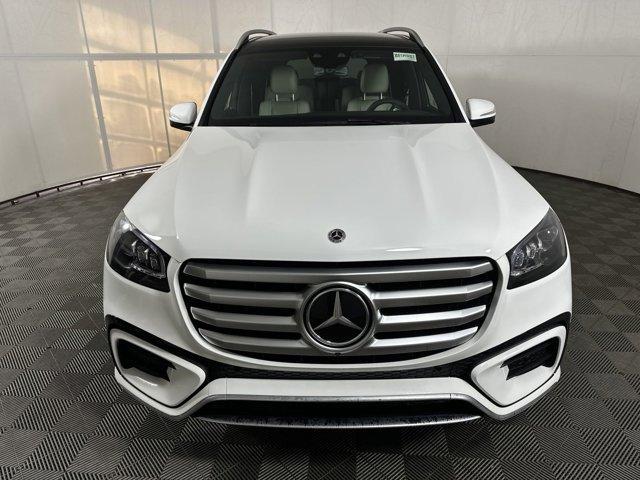 new 2025 Mercedes-Benz GLS 450 car, priced at $95,430