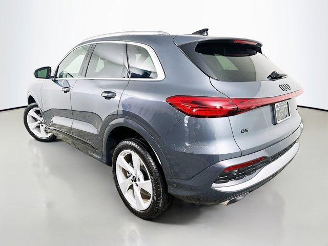 new 2025 Audi Q5 car, priced at $61,300