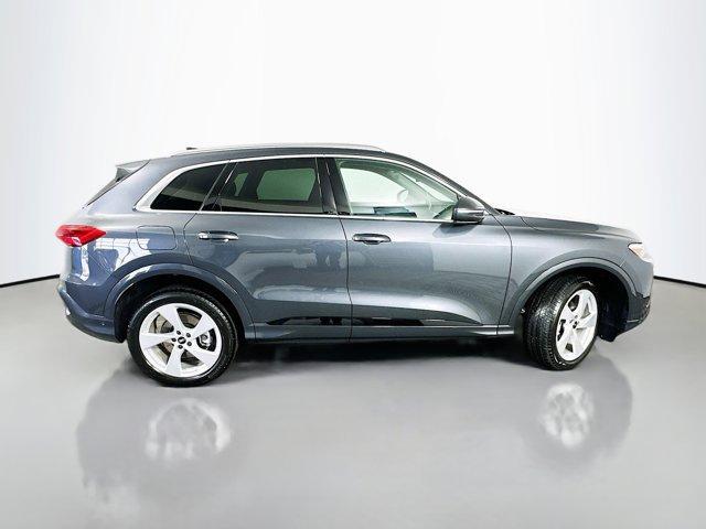 new 2025 Audi Q5 car, priced at $61,300