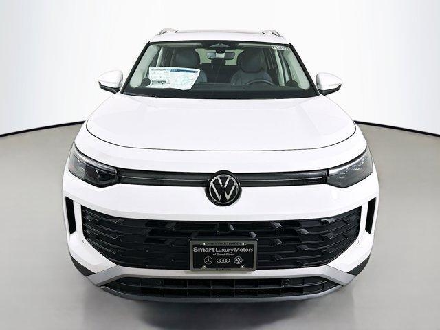 new 2025 Volkswagen Tiguan car, priced at $35,270