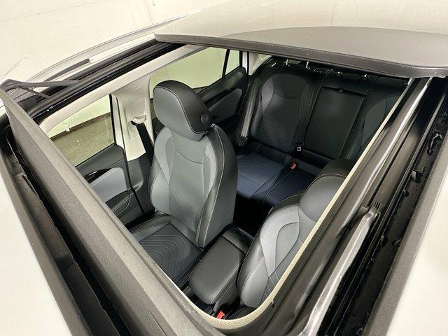 new 2025 Volkswagen Tiguan car, priced at $35,270