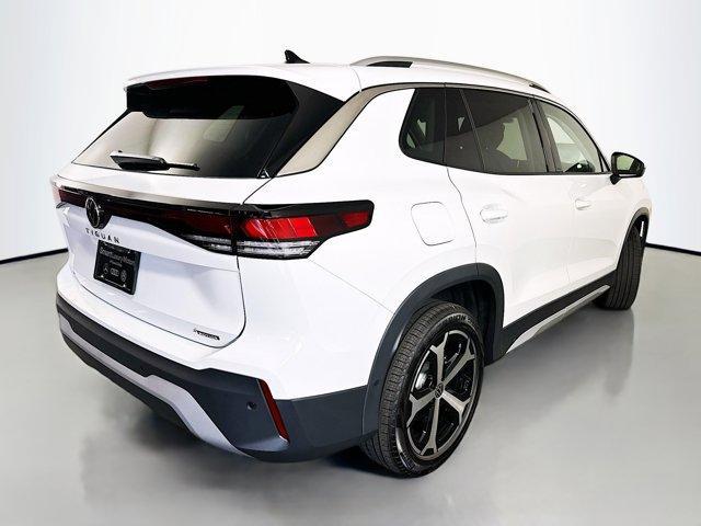new 2025 Volkswagen Tiguan car, priced at $35,270