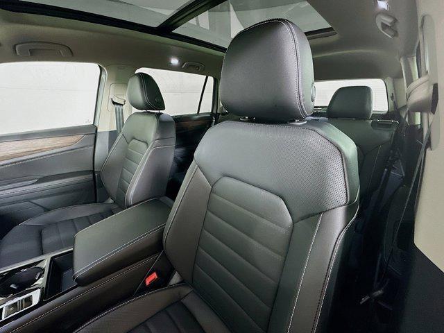new 2025 Volkswagen Atlas car, priced at $50,851