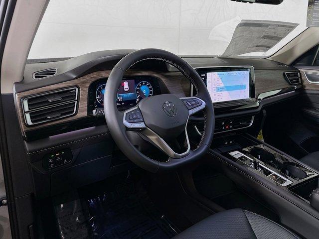 new 2025 Volkswagen Atlas car, priced at $50,851