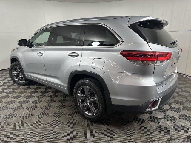 used 2019 Toyota Highlander car, priced at $29,777