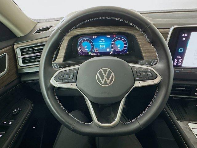 new 2025 Volkswagen Atlas car, priced at $51,076